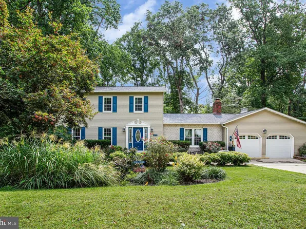 1239 Lorene Dr, Pasadena, MD 21122
