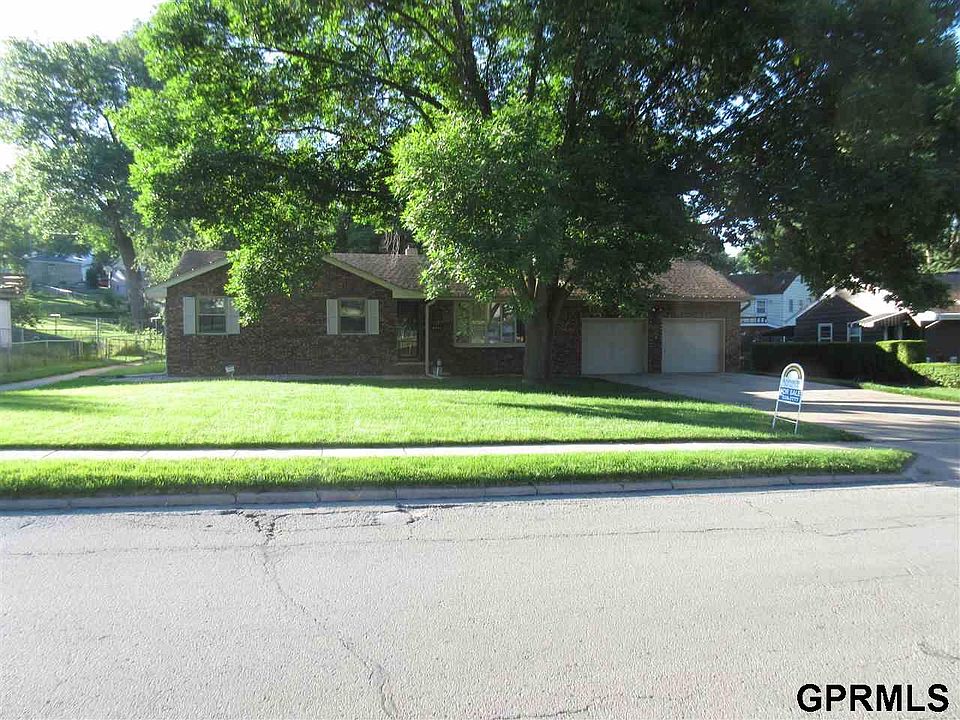 1st image of 6711 Sunshine Dr