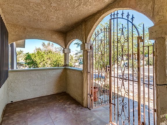 3rd image of 66965 Acoma Ave