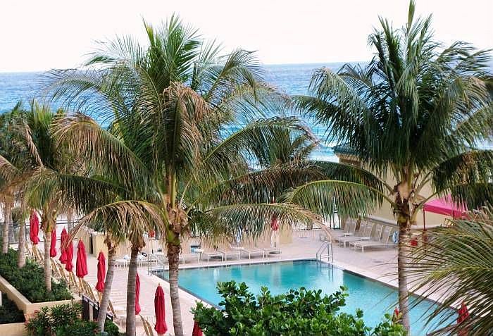 Ocean & Pool View