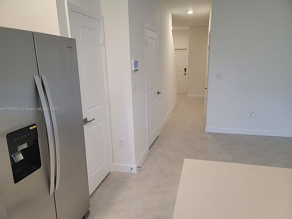 3rd image of 1160 SW 6th Ave #1160