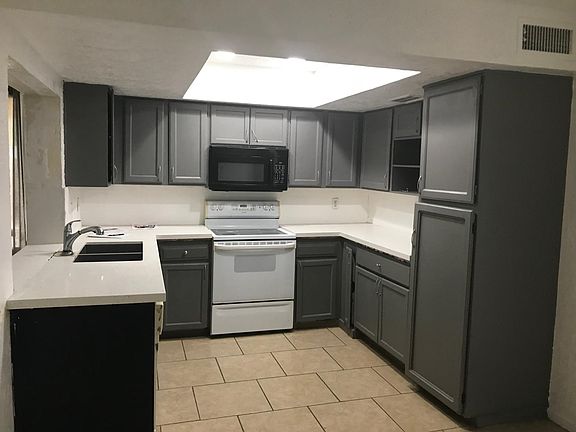 3rd image of 5110 N 69th Ave