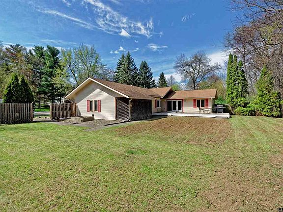 3rd image of 2468 Whitehall Ct