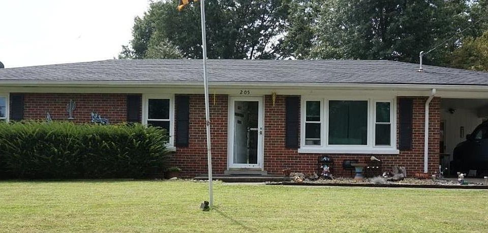 1st image of 205 Overland Dr