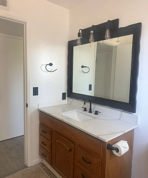 1602 Beverly Ave — Photo 10