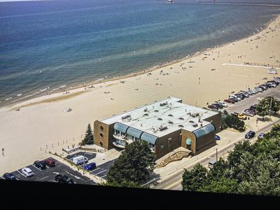 1159 S Harbor Dr, Grand Haven, MI, 49417