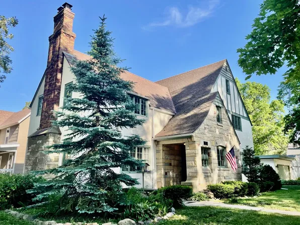 810 3rd St NW, Austin, MN 55912