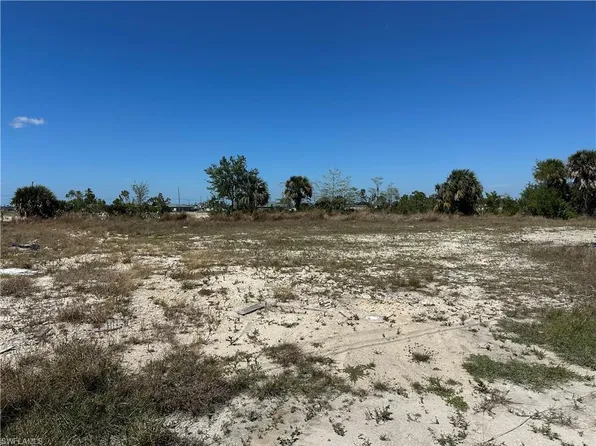 4328 NE 14th AVE, CAPE CORAL, FL 33909