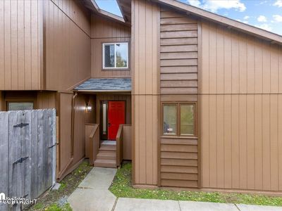 1806 Bellevue Loop, Anchorage, AK, 99515