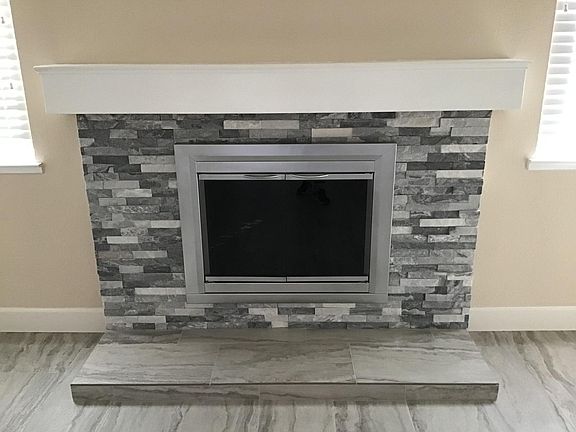 3rd image of 853 Tradewind Ln
