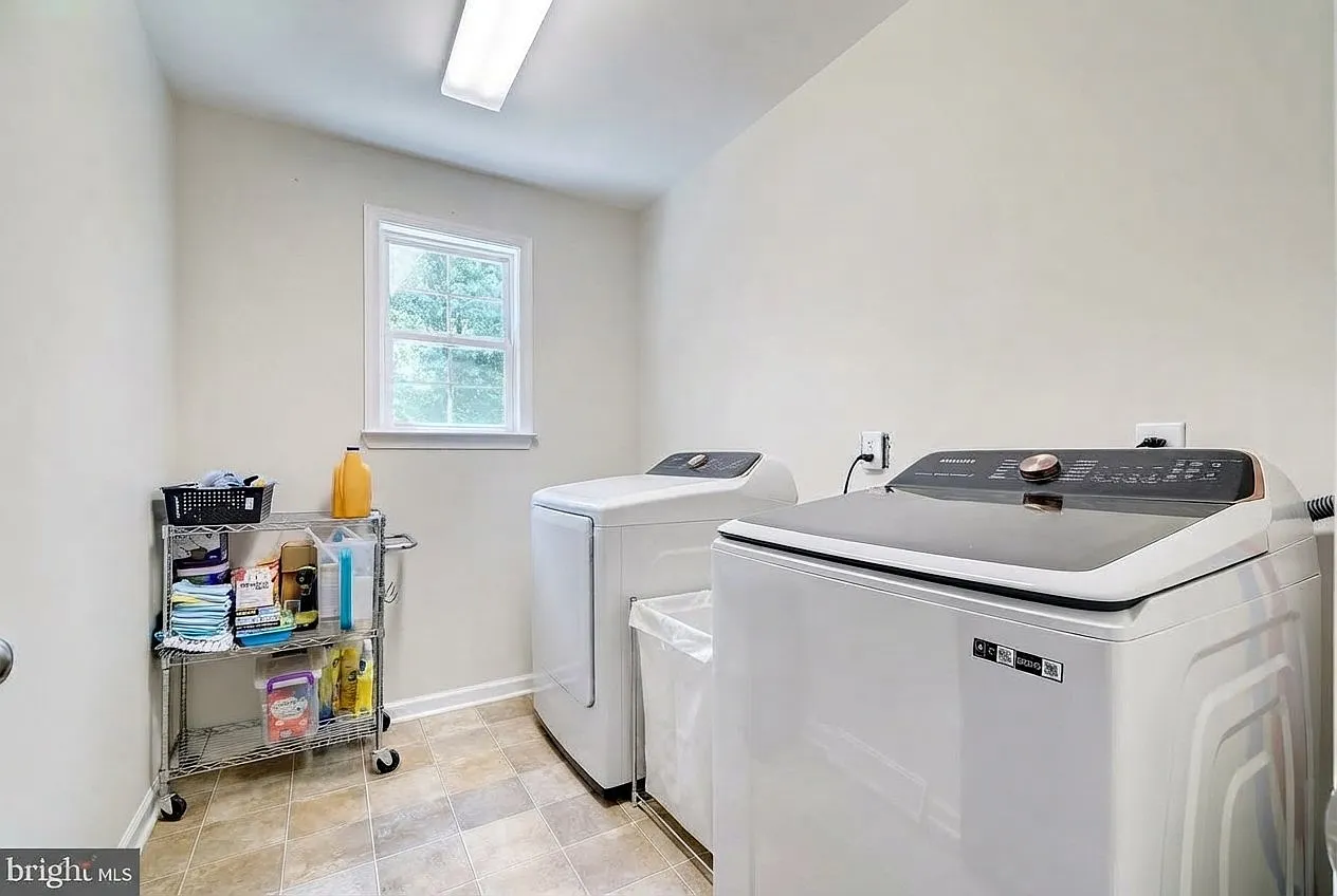 Breathtaking Home for Rent! 128 S High Meadow Dr Felton, DE 19943. Available Dec 1st! — Photo 3