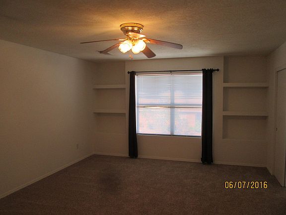 5th image of 10236 Shawna St NW