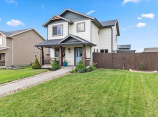 1236 Fairbanks Dr, Box Elder, SD 57719