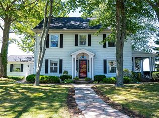 4998 Lake Shore Rd, Hamburg, NY 14075