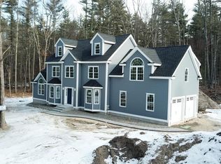 432 Pond St, Dunstable, MA 01827