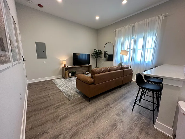 714 Maple St #1 — Photo 12