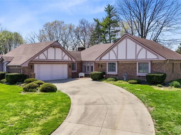 63 Beacon Hill Dr, Dayton, OH 45440