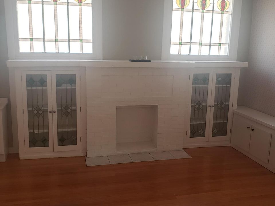 1st image of 4416 W Belmont Ave #1F