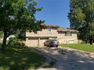 5901 N Denver Ave, Kansas City, MO 64119