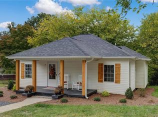 816 Clarkway Ave, Eden, NC 27288