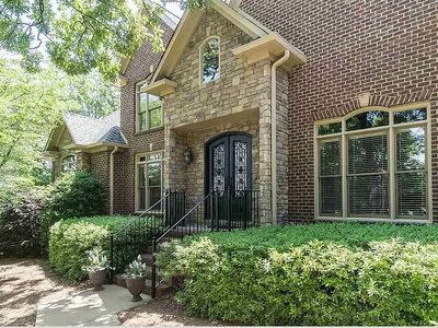 1542 Highland Gate Point, Hoover, AL, 35244