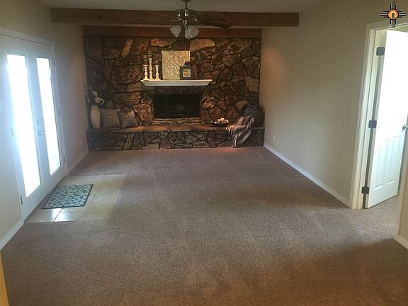 5th image of 617 W Yucca Ave