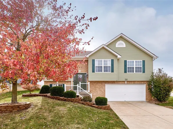 246 Ashford Oaks Dr, Wentzville, MO 63385