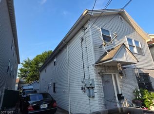 1025 Lafayette St, Elizabeth City, NJ 07201
