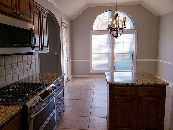4th image of 325 Antietam Dr
