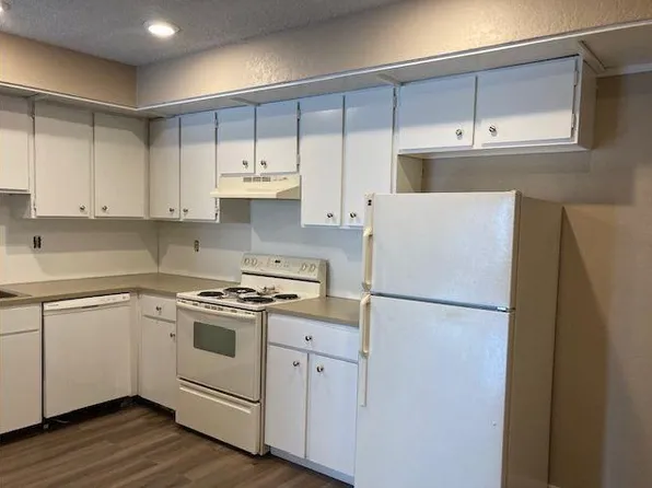 1116 5th Ave S APT 23, Edmonds, WA 98020