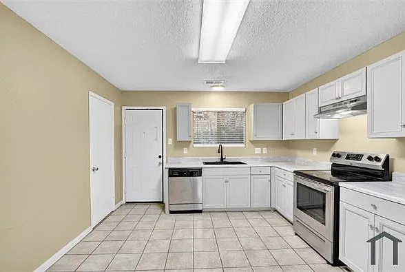 7370 Concordia Ln — Photo 10