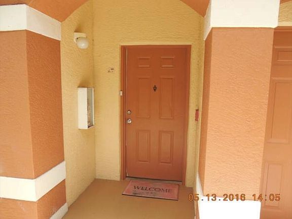 2nd image of 6401 Aragon Way #1