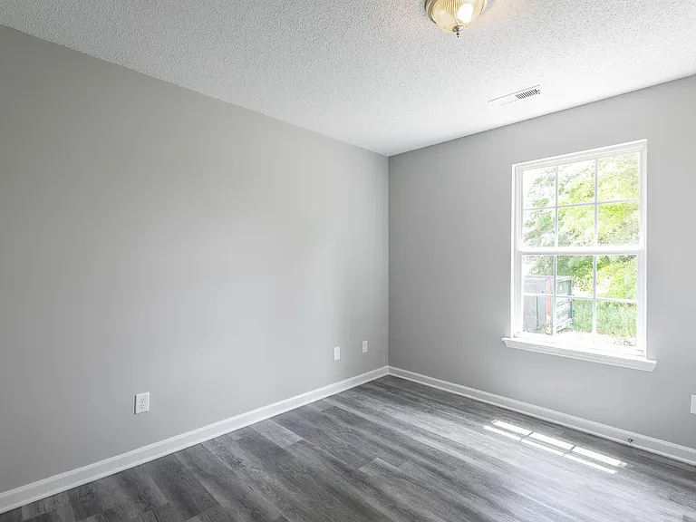 1801 S Lyerly St — Photo 16