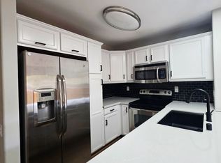 5252 Balboa Arms Dr Unit 203, San Diego, CA 92117