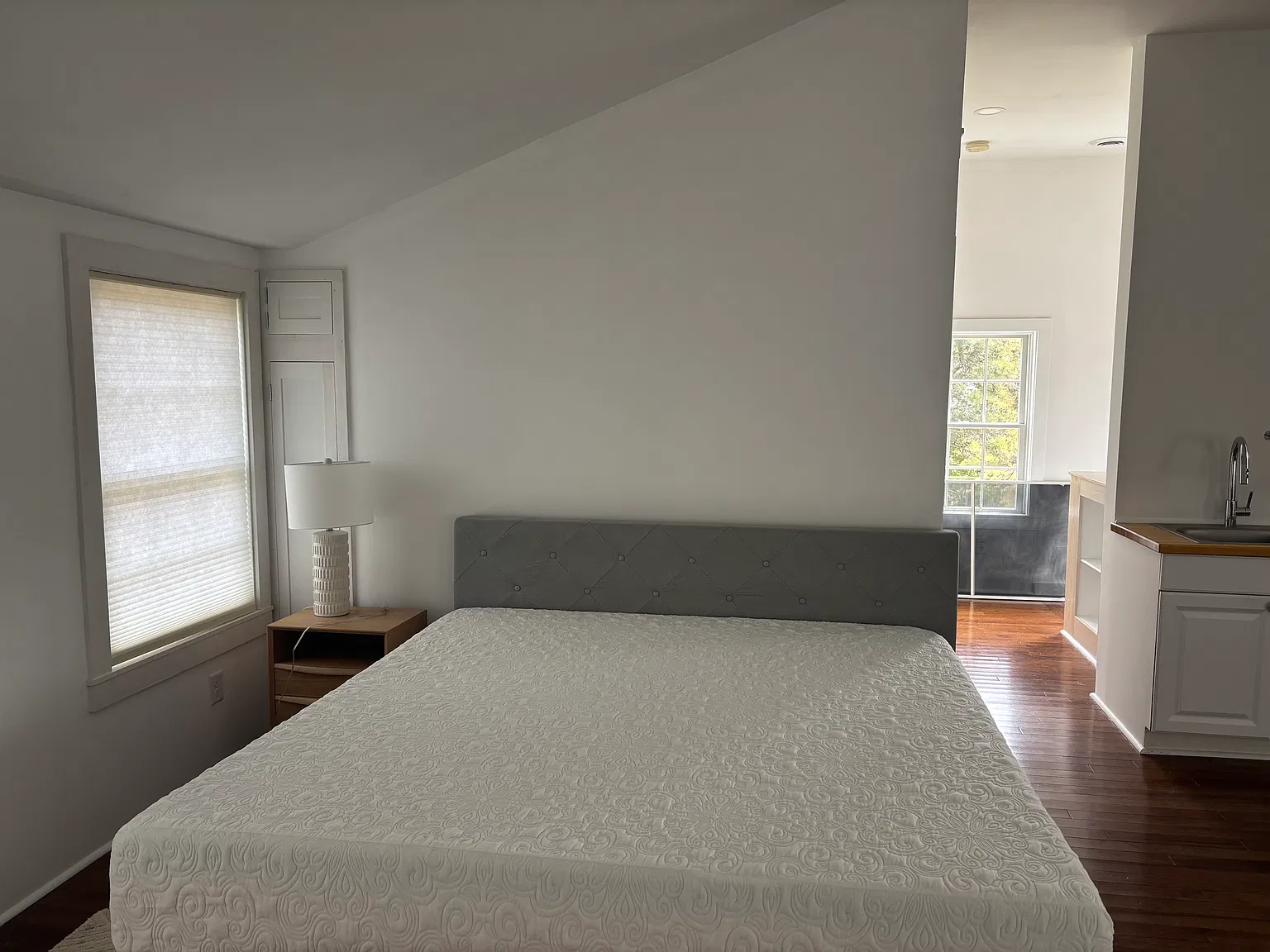 14C Brewster Rd, Nantucket — Photo 2