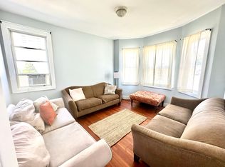 693 Thames St #1, Newport, RI 02840