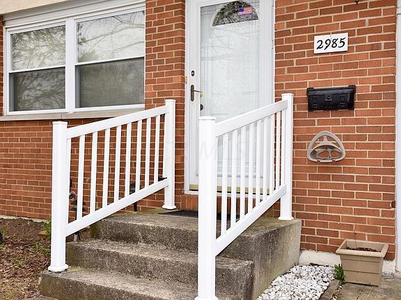 4th image of 2985 Thomas Ave