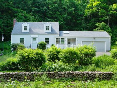106 Hedgehog Lane, West Simsbury, CT, 06092