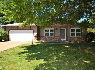 611 Aster Ln, O'Fallon, MO 63366