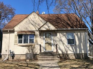 2009 4th St E, Saint Paul, MN 55119