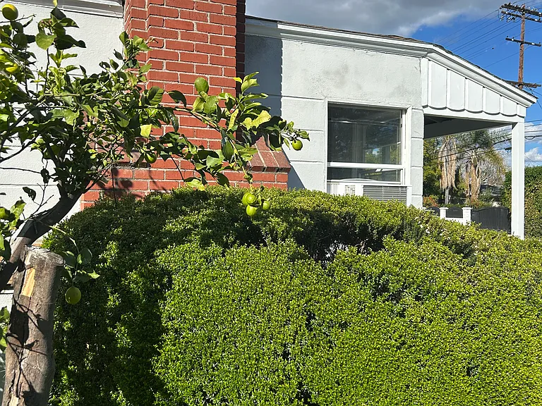 5003 Fulton Ave — Photo 6