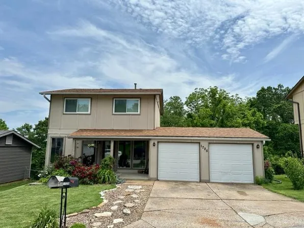 1725 Dandridge Ln, Barnhart, MO 63012