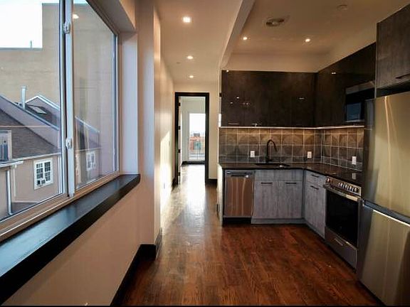 3rd image of 340 Irving Ave #2D