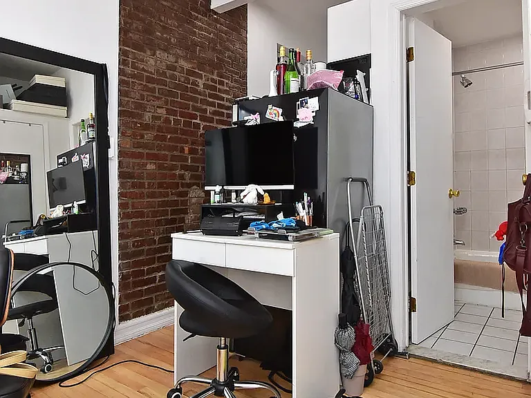 100 Stanton St #5D — Photo 3