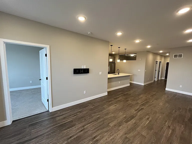 2729 W 28th Ave #508 — Photo 5