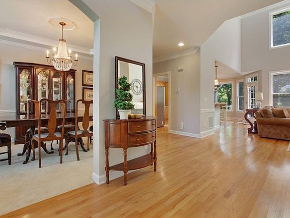 2nd image of 3258 Millwood Trl SE