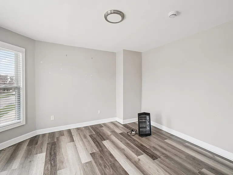 3822 Wabash St — Photo 11