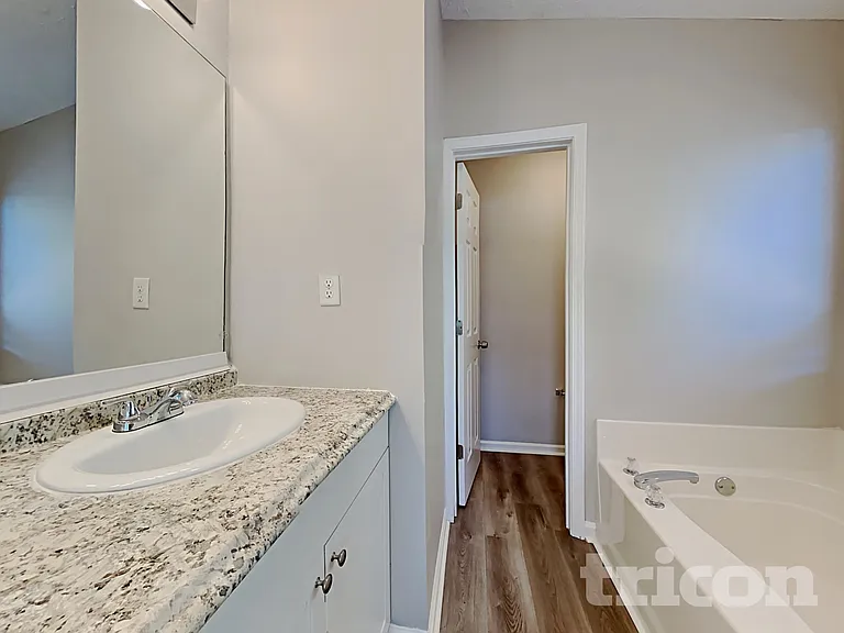 610 Stonecrest Dr — Photo 13