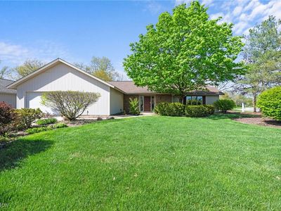 8855 Gatewood Dr, North Ridgeville, OH, 44039