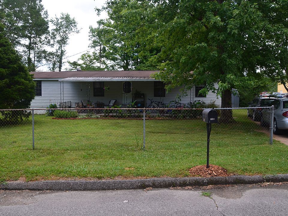 1st image of 8406 Summers Park Ln